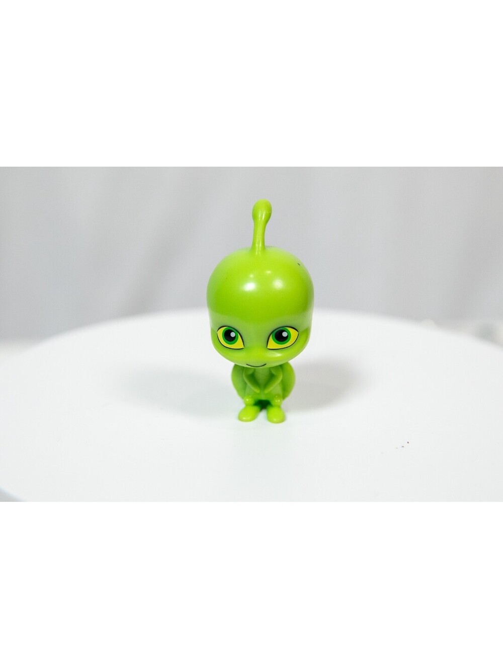 Wayzz Miraculous Ladybug Miracle Box Mini 2.2” Figure Mystery Kwami Zag Toy